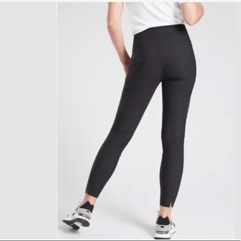 ATHLETA Stellar City Tight Black NWT - Picture 2 of 4
